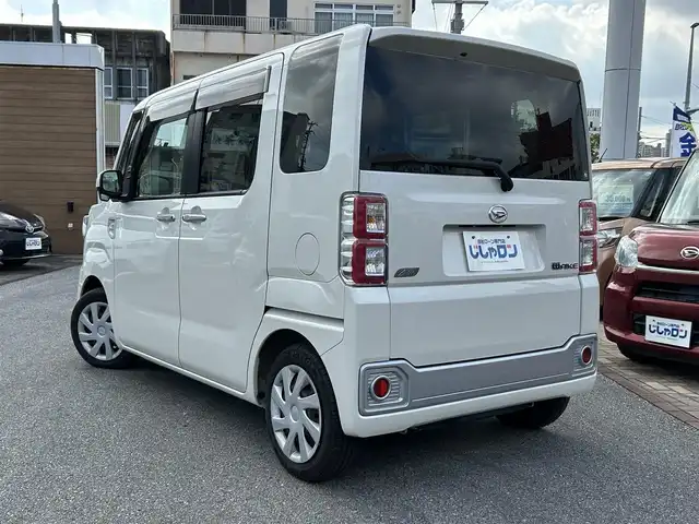 ダイハツ ウェイク L SA 沖縄県 2014(平26)年 5.4万km パールホワイトⅢ (株)IDOMが運営する【じしゃロンOO店】の自社ローン専用車両になりますこちらは現金またはオートローンご利用時の価格です。自社ローンご希望の方は別途その旨お申付け下さい/・プッシュスタート /・片側パワースライドドア /・スマートキー　/・アイドリングストップ　/。純正フロアマット　/・衝突被害軽減ブレーキ　/・盗難防止装置　/・横滑り防止装置　/・LEDヘッドライト　/・取扱説明書　