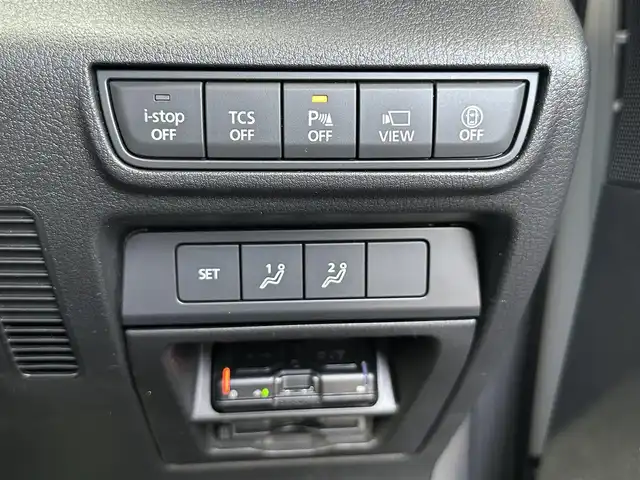 マツダ ＭＸ－３０ 愛知県 2022(令4)年 3.5万km セラミックメタリック ワンオーナー/メモリナビ/フルセグテレビ/全方位カメラ/バックカメラ/アイドリングストップ/ウィンカーミラー/レーダークルーズコントロール/プッシュスタート/ビルトインETC/ヘッドアップディスプレイ/ブラインドスポットモニター/前後ドライブレコーダー/パワーシート/シートヒーター/前後クリアランスソナー/オートマチックハイビーム/ステアリングヒーター/ステアリングスイッチ/シートメモリー/トラクションコントロールオフスイッチ/iACTIVESENSE/スマートキー2本/保証書/取扱説明書