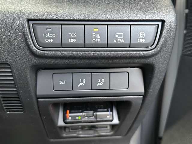 マツダ ＭＸ－３０ 愛知県 2022(令4)年 3.5万km セラミックメタリック ワンオーナー/メモリナビ/フルセグテレビ/全方位カメラ/バックカメラ/アイドリングストップ/ウィンカーミラー/レーダークルーズコントロール/プッシュスタート/ビルトインETC/ヘッドアップディスプレイ/ブラインドスポットモニター/前後ドライブレコーダー/パワーシート/シートヒーター/前後クリアランスソナー/オートマチックハイビーム/ステアリングヒーター/ステアリングスイッチ/シートメモリー/トラクションコントロールオフスイッチ/iACTIVESENSE/スマートキー2本/保証書/取扱説明書