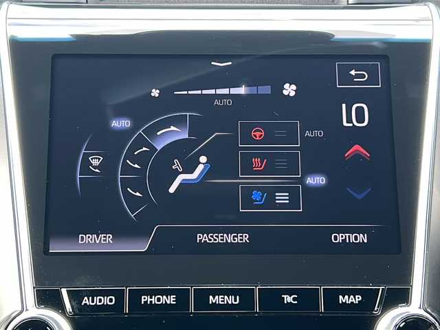トヨタ クラウン ハイブリッド RS アドバンス 三重県 2019(令1)年 4.3万km プレシャスブラックパール 純正ナビ　/全周囲カメラ　/BSM /黒革シート /ビルトインＥＴＣ２．０　/前後コーナーセンサー　/パーキングアシスト /ステアリングヒーター　/革巻きステアリング/ステアリングスイッチ/前席シートヒーター　/前席エアーシート/前席パワーシート　/メモリシート/ヘッドアップディスプレイ/h純正フロアマット/ドライブレコーダー /LEDヘッドライト/オートライト/オートハイビーム/電動格納ミラー/禁煙車