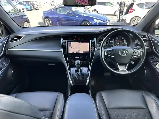トヨタ ハリアー プログレス 宮城県 2019(令1)年 5.3万km スパークリングブラックパールクリスタルシャイン モデリスタエアロ（F/S/R）/セーフティセンス/・プリクラッシュセーフティ/・レーンディパーチャーアラート/・アダプティブハイビーム/・レーダークルーズコントロール/インテリジェントクリアランスソナー/JBLプレミアムサウンドシステム/メーカーナビ/(フルセグTV/CD/DVD/BL/BT/SD/USB/AUX)/パノラミックビューモニター/ドライブレコーダー前後/ビルトインETC/オートエアコン(ナノイー)/MTモード付AT/ハーフレザーシート/パワーシート/革巻きステアリング/ステアリングスイッチ/オートライト/アイドリングストップ/ふらつき防止/プッシュスタート＆スマートキー/ウインカー付き電動格納ミラー/フロアマット/LEDヘッドライト/フォグランプ/純正18インチAW