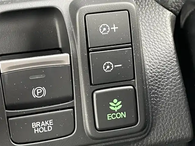 ホンダ Ｎ ＢＯＸ カスタム L ターボ スタイル+ブラック 千葉県 2022(令4)年 0.8万km プラチナホワイトパール 衝突軽減ブレーキ/両側パワースライドドア/純正７インチナビ/フルセグＴＶ/Ｂｌｕｅｔｏｏｔｈ/バックカメラ/レーダークルーズコントロール/ハーフレザーシート/ＬＥＤヘッドライト/オートライト