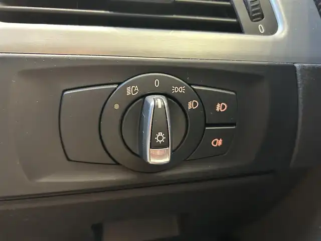 ＢＭＷ ３２０ｉ ツーリング Mスポーツ 大阪府 2011(平23)年 6.7万km 白 純正ナビ/CD/DVD/AUX/純正17インチAW/HIDヘッドライト/ETC/ルーフレール/パワーシート/Dシートメモリ/スマートキー