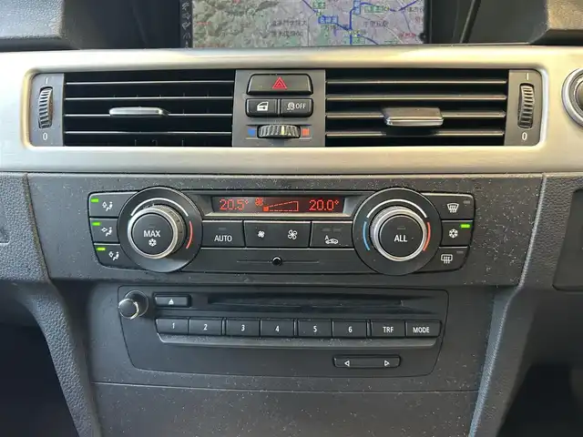 ＢＭＷ ３２０ｉ ツーリング Mスポーツ 大阪府 2011(平23)年 6.7万km 白 純正ナビ/CD/DVD/AUX/純正17インチAW/HIDヘッドライト/ETC/ルーフレール/パワーシート/Dシートメモリ/スマートキー