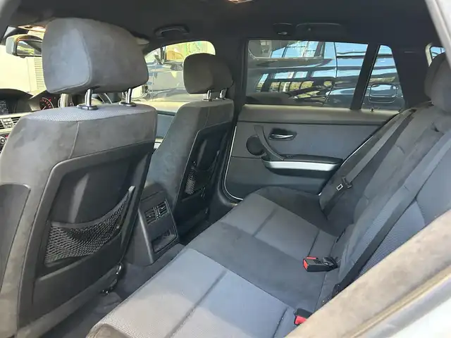 ＢＭＷ ３２０ｉ ツーリング Mスポーツ 大阪府 2011(平23)年 6.7万km 白 純正ナビ/CD/DVD/AUX/純正17インチAW/HIDヘッドライト/ETC/ルーフレール/パワーシート/Dシートメモリ/スマートキー