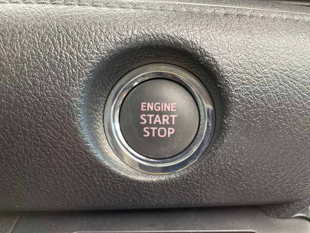 トヨタ シエンタ ファンベースG 茨城県 2021(令3)年 2.8万km グレイッシュブルー 純正ナビ　/AM/FM/CD/DVD/SD/フルセグＴＶ　/Ｂｌｕｅｔｏｏｔｈ　/バックモニター　/トヨタセーフティセンス　/レーンキープアシスト　/オートハイビーム　/コーナーセンサー　/ＬＥＤヘッドライト　/両側電動スライドドア/衝突軽減ブレーキ/ビルトインETC