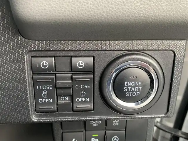 ダイハツ タント カスタム X 静岡県 2020(令2)年 3.8万km シャイニングホワイトパール 禁煙車/純正ナビ：NMZK-W72D /記録簿/(CD/DVD/BT/フルセグTV)/両側パワースライドドア/オート機能付電格ミラー/シートヒーター(前席)/シートバックテーブル/ステアリングリモコン/スマートアシスト/・衝突回避支援ブレーキ機能/・衝突警報機能/・車線逸脱警報機能/・ブレーキ制御付誤発進抑制機能/・先行車発進お知らせ機能/アダプディブドライビングビーム/コーナーセンサー/進入禁止標識誤認機能/運転席ロングスライドシート/プッシュスタート・スマートキー