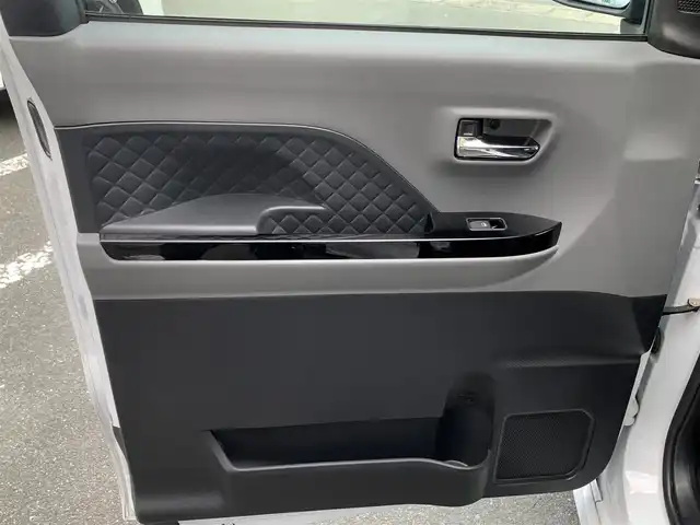 ダイハツ タント カスタム X 静岡県 2020(令2)年 3.8万km シャイニングホワイトパール 禁煙車/純正ナビ：NMZK-W72D /記録簿/(CD/DVD/BT/フルセグTV)/両側パワースライドドア/オート機能付電格ミラー/シートヒーター(前席)/シートバックテーブル/ステアリングリモコン/スマートアシスト/・衝突回避支援ブレーキ機能/・衝突警報機能/・車線逸脱警報機能/・ブレーキ制御付誤発進抑制機能/・先行車発進お知らせ機能/アダプディブドライビングビーム/コーナーセンサー/進入禁止標識誤認機能/運転席ロングスライドシート/プッシュスタート・スマートキー