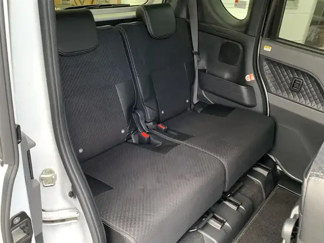 ダイハツ タント カスタム X 静岡県 2020(令2)年 3.8万km シャイニングホワイトパール 禁煙車/純正ナビ：NMZK-W72D /記録簿/(CD/DVD/BT/フルセグTV)/両側パワースライドドア/オート機能付電格ミラー/シートヒーター(前席)/シートバックテーブル/ステアリングリモコン/スマートアシスト/・衝突回避支援ブレーキ機能/・衝突警報機能/・車線逸脱警報機能/・ブレーキ制御付誤発進抑制機能/・先行車発進お知らせ機能/アダプディブドライビングビーム/コーナーセンサー/進入禁止標識誤認機能/運転席ロングスライドシート/プッシュスタート・スマートキー