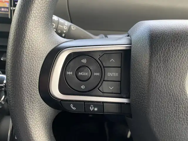 ダイハツ タント カスタム X 静岡県 2020(令2)年 3.8万km シャイニングホワイトパール 禁煙車/純正ナビ：NMZK-W72D /記録簿/(CD/DVD/BT/フルセグTV)/両側パワースライドドア/オート機能付電格ミラー/シートヒーター(前席)/シートバックテーブル/ステアリングリモコン/スマートアシスト/・衝突回避支援ブレーキ機能/・衝突警報機能/・車線逸脱警報機能/・ブレーキ制御付誤発進抑制機能/・先行車発進お知らせ機能/アダプディブドライビングビーム/コーナーセンサー/進入禁止標識誤認機能/運転席ロングスライドシート/プッシュスタート・スマートキー