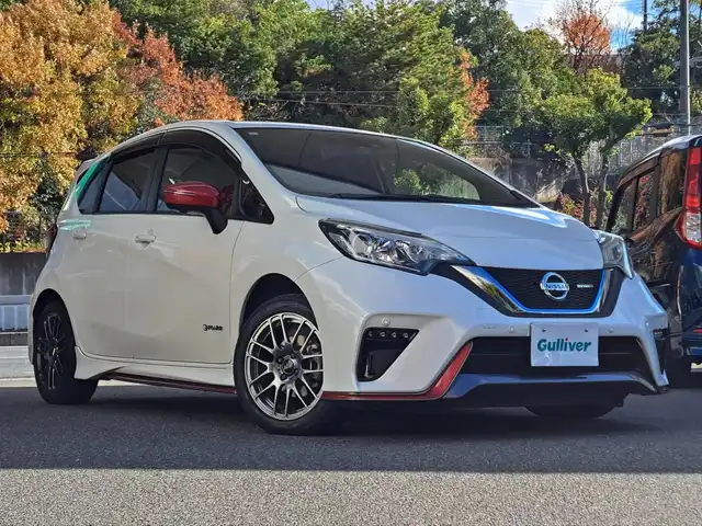日産 ノート e－パワー ニスモ 大阪府 2018(平30)年 3.8万km ブリリアントホワイトパール /禁煙車//衝突被害軽減ブレーキ//純正SDナビ/MM318D-W//フルセグテレビ/Bluetooth/CD/DVD/SD/AUX//全方位カメラ/バックカメラ//追従式クルーズコントロール//デジタルインナーミラー//レーンキープアシスト//車高調/TEIN//スロットルコントローラー/BLITZ//BBS16インチホイール//タワーバー/クスコ//ドライブレコーダー//ETC//保証書//取扱説明書//スペアキー
