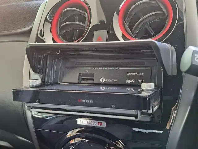 日産 ノート e－パワー ニスモ 大阪府 2018(平30)年 3.8万km ブリリアントホワイトパール /禁煙車//衝突被害軽減ブレーキ//純正SDナビ/MM318D-W//フルセグテレビ/Bluetooth/CD/DVD/SD/AUX//全方位カメラ/バックカメラ//追従式クルーズコントロール//デジタルインナーミラー//レーンキープアシスト//車高調/TEIN//スロットルコントローラー/BLITZ//BBS16インチホイール//タワーバー/クスコ//ドライブレコーダー//ETC//保証書//取扱説明書//スペアキー