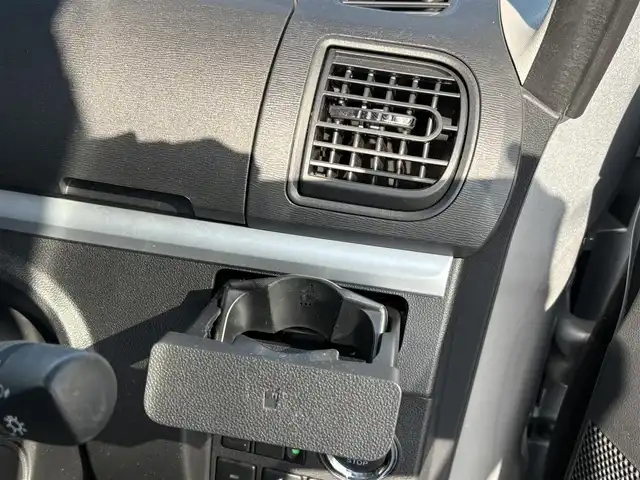 ダイハツ タント カスタム X トップED SA Ⅲ 大分県 2017(平29)年 5.8万km ブライトシルバーメタリック ・SDナビ(CD/DVD/BT/SD)/・フルセグテレビ/・バックカメラ/・スマートアシスト/・ETC/・片側パワースライドドア/・ドライブレコーダー/・運転席シートヒーター/・オートハイビーム/・ベンチシート/・リアセンサー/・スマートキー/・プッシュスタート