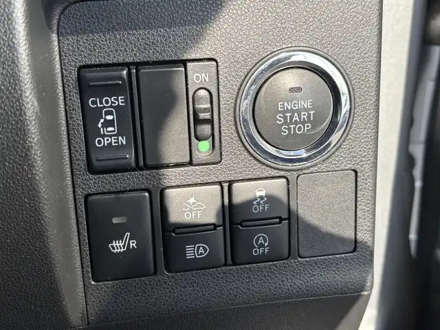 ダイハツ タント カスタム X トップED SA Ⅲ 大分県 2017(平29)年 5.8万km ブライトシルバーメタリック ・SDナビ(CD/DVD/BT/SD)/・フルセグテレビ/・バックカメラ/・スマートアシスト/・ETC/・片側パワースライドドア/・ドライブレコーダー/・運転席シートヒーター/・オートハイビーム/・ベンチシート/・リアセンサー/・スマートキー/・プッシュスタート