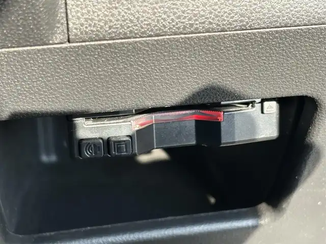 ダイハツ タント カスタム X トップED SA Ⅲ 大分県 2017(平29)年 5.8万km ブライトシルバーメタリック ・SDナビ(CD/DVD/BT/SD)/・フルセグテレビ/・バックカメラ/・スマートアシスト/・ETC/・片側パワースライドドア/・ドライブレコーダー/・運転席シートヒーター/・オートハイビーム/・ベンチシート/・リアセンサー/・スマートキー/・プッシュスタート