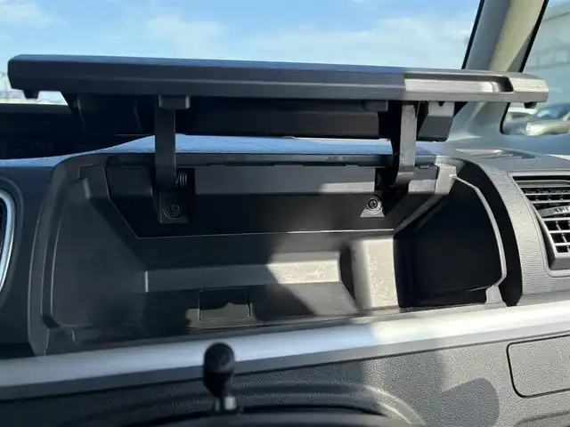 ダイハツ タント カスタム X トップED SA Ⅲ 大分県 2017(平29)年 5.8万km ブライトシルバーメタリック ・SDナビ(CD/DVD/BT/SD)/・フルセグテレビ/・バックカメラ/・スマートアシスト/・ETC/・片側パワースライドドア/・ドライブレコーダー/・運転席シートヒーター/・オートハイビーム/・ベンチシート/・リアセンサー/・スマートキー/・プッシュスタート