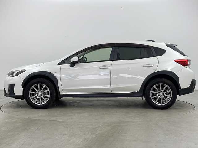 スバル インプレッサ ＸＶ 1．6i－L アイサイト 道央・札幌 2018(平30)年 3.8万km クリスタルホワイトP 禁煙車/アイサイトver3/・プリクラッシュブレーキ（自動ブレーキ）/・レーンキープアシスト/・全車速追従機能付クルーズコントロール/・AT誤発進抑制制御/・後退時ブレーキアシスト/・アクティブレーンキープ/・ツーリングアシスト/スバルリヤビークルディテクション/ディーラーOPナビ/CD.DVD.SD.BT/X-MODE/フルセグ/パドルシフト/ETC/プッシュスタート/スマートキー/電動パーキングブレーキ/LEDヘッドライト/フォグランプ/ヘッドライトウォッシャー
