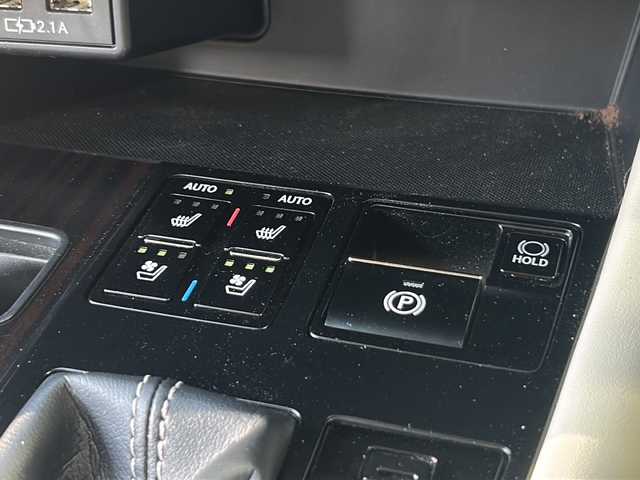 レクサス ＲＸ 300 バージョンL 静岡県 2021(令3)年 1.7万km グラファイトブラックガラスフレーク 純正メモリナビ/・CD/・DVD/・フルセグTV/・Bluetooth/・USB/・AM/・FM/主要装備/・衝突軽減/・追従クルコン/・コーナーセンサー/・MTモード付/・バックカメラ/・ETC2.0/・サンルーフ/・電動リアゲート/・ドラレコ前方/・パワーシートD+N席/・シートヒーター/・エアシート/・オートハイビーム/・電動パーキング