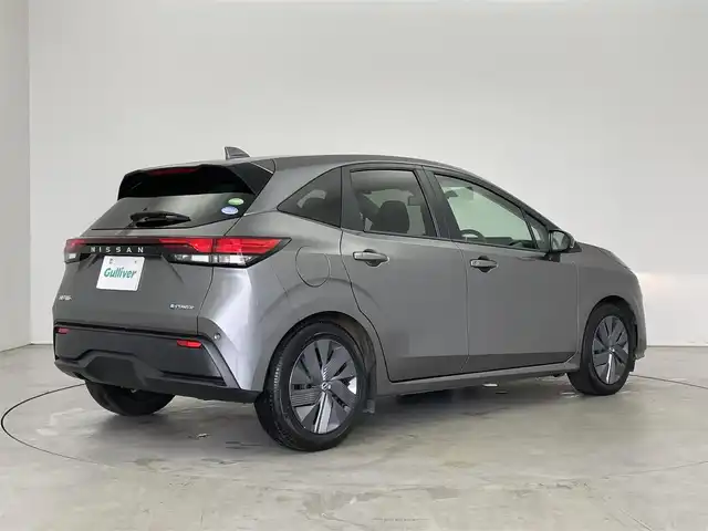 日産 ノート X 埼玉県 2021(令3)年 1.2万km ダークメタルグレー 純正メーカーナビ/フルセグTV/Bluetooth接続/デジタルインナーミラー/バックカメラ/スマートキー/USB端子/前後コーナーセンサー/エマージェンシーブレーキ/レーンキープアシスト/標識検知機能/アラウンドビューモニター