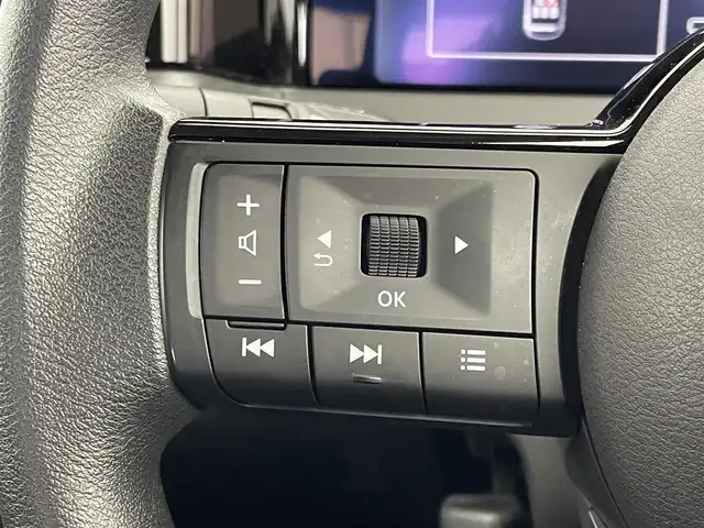 日産 ノート X 埼玉県 2021(令3)年 1.2万km ダークメタルグレー 純正メーカーナビ/フルセグTV/Bluetooth接続/デジタルインナーミラー/バックカメラ/スマートキー/USB端子/前後コーナーセンサー/エマージェンシーブレーキ/レーンキープアシスト/標識検知機能/アラウンドビューモニター