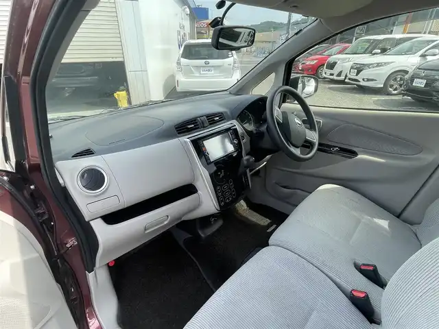 日産 デイズ X 神奈川県 2013(平25)年 10.3万km レディッシュマルーンPM (株)IDOMが運営する【じしゃロン秦野店】の自社ローン専用車両になります。こちらは現金またはオートローンご利用時の価格です。自社ローンご希望の方は別途その旨お申付け下さい/純正メモリナビ/CD/DVD/BT/地デジTV/USB/AUX/バックカメラ/アラウンドビューモニター/ETC/スマートキー/プッシュスタート/純正ホイールキャップ