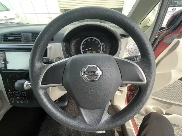 日産 デイズ X 神奈川県 2013(平25)年 10.3万km レディッシュマルーンPM (株)IDOMが運営する【じしゃロン秦野店】の自社ローン専用車両になります。こちらは現金またはオートローンご利用時の価格です。自社ローンご希望の方は別途その旨お申付け下さい/純正メモリナビ/CD/DVD/BT/地デジTV/USB/AUX/バックカメラ/アラウンドビューモニター/ETC/スマートキー/プッシュスタート/純正ホイールキャップ