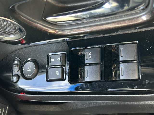 ホンダ Ｎ ＢＯＸ カスタム G L ホンダセンシング 愛知県 2019(令1)年 4.4万km クリスタルブラックパール 純正ナビ/（AM/FM/CD/DVD/BT/SD)/フルセグTV/バックカメラ/ETC/両側パワースライドドア/LEDヘッドライト/フォグランプ/クルーズコントロール/ステアリングスィッチ/レザーシート/スマートキー/スペアキー/メッキドアハンドル/純正14インチAW