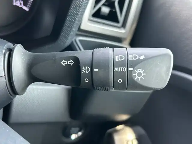 ダイハツ タフト G ターボ クロムベンチャー 和歌山県 2021(令3)年 1.3万km ブラックマイカメタリック 社外7インチナビ（NMZK-W72D）/フルセグTV/Bluetooth/CD/DVD/USB/バックカメラ/ETC/ドライブレコーダー/スマートアシストIII/衝突軽減カメラ/コーナーセンサー/レーダークルーズコントロール/スカイフィールトップ/前席シートヒーター/ステアリングスイッチ/LEDヘッドライト/フォグランプ/オートライト/電動パーキングブレーキ/オートブレーキホールド/アイドリングストップ/純正15インチAW/プッシュスタート/スマートキー/スペアキー