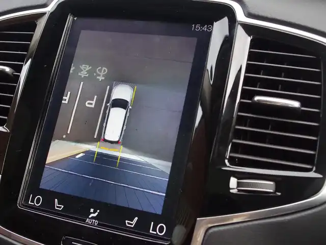 ボルボ ＸＣ９０ D5 AWD インスクリプション 埼玉県 2019(令1)年 3.2万km クリスタルホワイトP ブラウンレザーシート/アダプティブクルーズコントロール/インテリセーフ/パノラミックスライディングルーフ/harman/kardon/ヘッドアップディスプレイ/CarPlay/パークセンサー/ブラインドスポットモニター/全周囲カメラ/純正ナビ/ETC/フルセグTV/シートヒーター/ベンチレーション/ステアリングヒーター/シートポジションメモリー機能