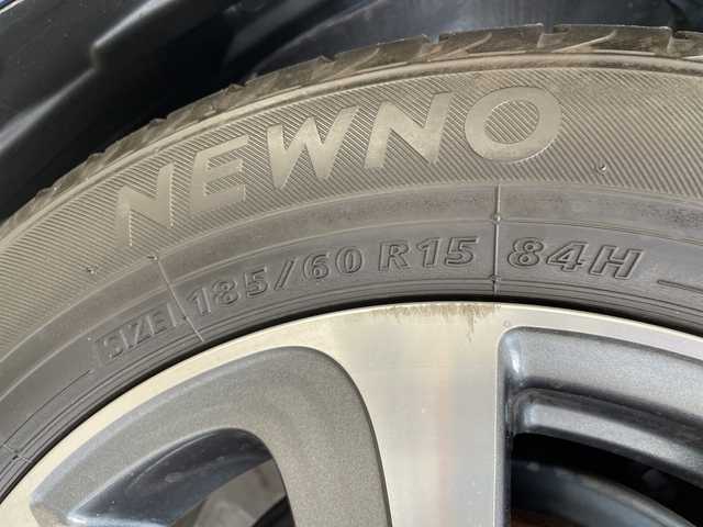 トヨタ アクア S スタイルブラック 愛知県 2018(平30)年 5.6万km ダークブルーマイカ トヨタセーフティセンス/純正ナビ ＳＤカードなし/シートヒーター/コーナーセンサー/純正アルミホイール/オートマチックハイビーム/レーンキープアシスト/ＥＴＣ/衝突軽減システム/フルセグ/CD DVD/Bluetooth/ステアリングスイッチ/スマートキー/プッシュスタート