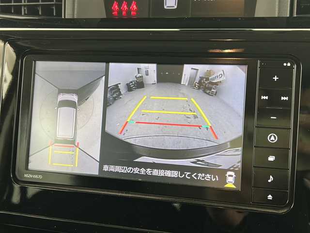 ダイハツ トール カスタムG SAⅡ 宮城県 2017(平29)年 5.2万km プラムブラウンクリスタルマイカ 禁煙車/フリップダウンモニター/スマートアシストIII/・衝突回避支援/・車線逸脱警報/・先行車発進お知らせ/両側パワースライドドア/クルーズコントロール/純正7インチナビ/地図SD無し/（BT.AM.FM.CD.DVD.SD）/アラウンドビューモニター/フルセグテレビ/ビルトインETC/革巻きステアリング/ステアリングスイッチ/プッシュスタート/スマートキー/ロールサンシェード/純正フロアマット/純正ドアバイザー/LEDヘッドライト/LEDフォグランプ/純正14インチアルミホイール/横滑り防止機能/アイドリングストップ/コーナーセンサー