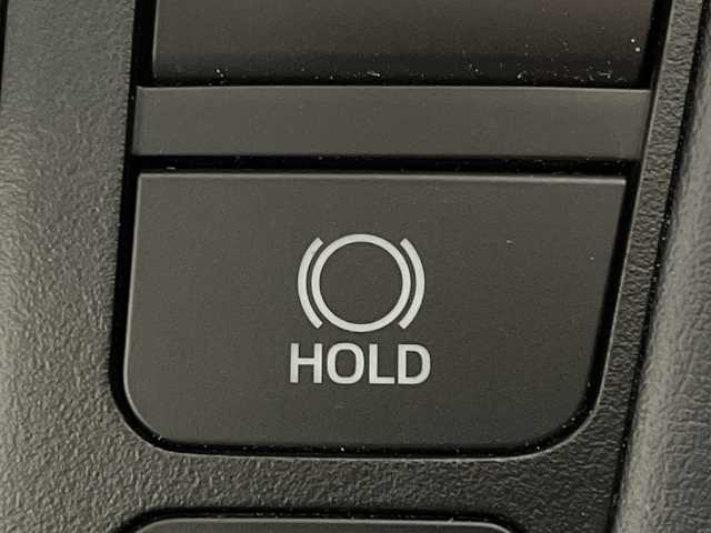 トヨタ アルファードハイブリット S 神奈川県 2020(令2)年 4万km スパークリングブラックパールクリスタルシャイン 4WD/純正ディスプレイオーディオ/コネクトナビ/CD DVD/Bluetooth　USB　Miracast/両側電動スライドドア/AC100Vコンセント/セーフティセンス/プリクラッシュセーフティ/レーントレーシングアシスト/レーンディパーチャーアラート/レーダークルーズコントロール/オートマチックハイビーム/ロードサインアシスト/パーキングサポートブレーキ/先行車発進お知らせ機能/前後ソナー/純正ビルトインETC/革巻きステアリング/2列目オットマン/社外ワイヤレス充電/EV/ECOモード/SOSコール/nanoe/社外前後ドライブレコーダー/電動パーキングブレーキ/オートブレーキオールド/プッシュスタート/スマートキー/2眼LEDヘッド/フォグランプ/オートライト/純正リアスポイラー/純正17インチアルミホイール/