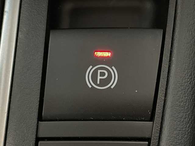 トヨタ アルファードハイブリット S 神奈川県 2020(令2)年 4万km スパークリングブラックパールクリスタルシャイン 4WD/純正ディスプレイオーディオ/コネクトナビ/CD DVD/Bluetooth　USB　Miracast/両側電動スライドドア/AC100Vコンセント/セーフティセンス/プリクラッシュセーフティ/レーントレーシングアシスト/レーンディパーチャーアラート/レーダークルーズコントロール/オートマチックハイビーム/ロードサインアシスト/パーキングサポートブレーキ/先行車発進お知らせ機能/前後ソナー/純正ビルトインETC/革巻きステアリング/2列目オットマン/社外ワイヤレス充電/EV/ECOモード/SOSコール/nanoe/社外前後ドライブレコーダー/電動パーキングブレーキ/オートブレーキオールド/プッシュスタート/スマートキー/2眼LEDヘッド/フォグランプ/オートライト/純正リアスポイラー/純正17インチアルミホイール/