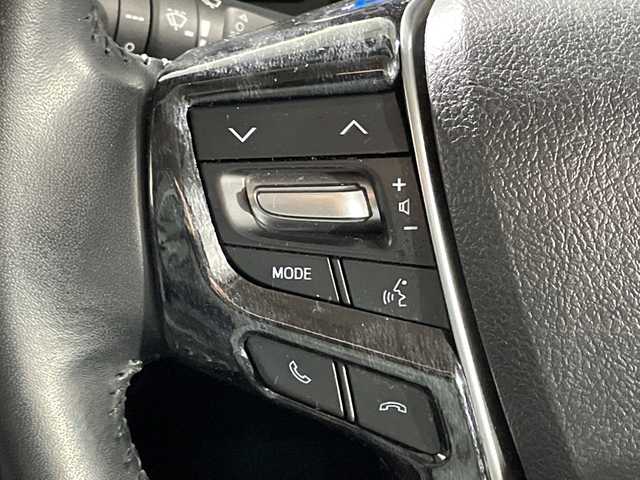 トヨタ アルファードハイブリット S 神奈川県 2020(令2)年 4万km スパークリングブラックパールクリスタルシャイン 4WD/純正ディスプレイオーディオ/コネクトナビ/CD DVD/Bluetooth　USB　Miracast/両側電動スライドドア/AC100Vコンセント/セーフティセンス/プリクラッシュセーフティ/レーントレーシングアシスト/レーンディパーチャーアラート/レーダークルーズコントロール/オートマチックハイビーム/ロードサインアシスト/パーキングサポートブレーキ/先行車発進お知らせ機能/前後ソナー/純正ビルトインETC/革巻きステアリング/2列目オットマン/社外ワイヤレス充電/EV/ECOモード/SOSコール/nanoe/社外前後ドライブレコーダー/電動パーキングブレーキ/オートブレーキオールド/プッシュスタート/スマートキー/2眼LEDヘッド/フォグランプ/オートライト/純正リアスポイラー/純正17インチアルミホイール/