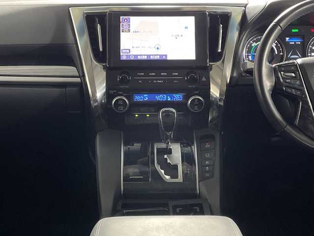 トヨタ アルファードハイブリット S 神奈川県 2020(令2)年 4万km スパークリングブラックパールクリスタルシャイン 4WD/純正ディスプレイオーディオ/コネクトナビ/CD DVD/Bluetooth　USB　Miracast/両側電動スライドドア/AC100Vコンセント/セーフティセンス/プリクラッシュセーフティ/レーントレーシングアシスト/レーンディパーチャーアラート/レーダークルーズコントロール/オートマチックハイビーム/ロードサインアシスト/パーキングサポートブレーキ/先行車発進お知らせ機能/前後ソナー/純正ビルトインETC/革巻きステアリング/2列目オットマン/社外ワイヤレス充電/EV/ECOモード/SOSコール/nanoe/社外前後ドライブレコーダー/電動パーキングブレーキ/オートブレーキオールド/プッシュスタート/スマートキー/2眼LEDヘッド/フォグランプ/オートライト/純正リアスポイラー/純正17インチアルミホイール/