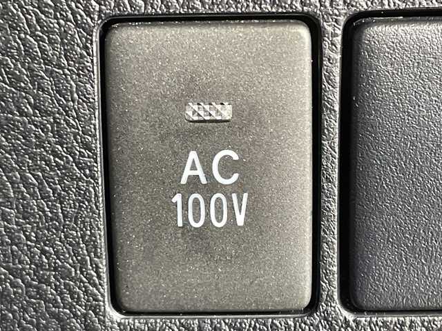 トヨタ アルファードハイブリット S 神奈川県 2020(令2)年 4万km スパークリングブラックパールクリスタルシャイン 4WD/純正ディスプレイオーディオ/コネクトナビ/CD DVD/Bluetooth　USB　Miracast/両側電動スライドドア/AC100Vコンセント/セーフティセンス/プリクラッシュセーフティ/レーントレーシングアシスト/レーンディパーチャーアラート/レーダークルーズコントロール/オートマチックハイビーム/ロードサインアシスト/パーキングサポートブレーキ/先行車発進お知らせ機能/前後ソナー/純正ビルトインETC/革巻きステアリング/2列目オットマン/社外ワイヤレス充電/EV/ECOモード/SOSコール/nanoe/社外前後ドライブレコーダー/電動パーキングブレーキ/オートブレーキオールド/プッシュスタート/スマートキー/2眼LEDヘッド/フォグランプ/オートライト/純正リアスポイラー/純正17インチアルミホイール/