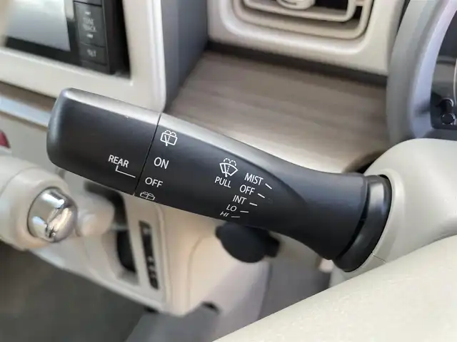 スズキ ラパン S 熊本県 2015(平27)年 4.9万km カシスピンクパールメタリック 社外メモリナビ/・AM/FM/CD/DVD/SD/USB/フルセグTV/・バックカメラ/衝突軽減ブレーキ/D席シートヒーター/ETC/アイドリングストップ/オートライト/HIDヘッドライト/スマートキー/プッシュスタート