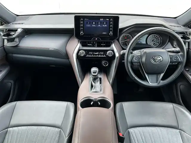 トヨタ ハリアー G 茨城県 2022(令4)年 1.7万km プレシャスブラックパール ８型ディスプレイオーディオ（ＢＴ・ＦＭ・ＡＭ・ＡＵＸ・ＵＳＢ）/モデリスタフルエアロ/デジタルインナーミラー　/レーダークルーズコントロール/ビルトインＥＴＣ　/前後コーナーセンサー/前後ドラレコ　　/オートマチックハイビーム　/パワーシート/衝突軽減ブレーキ/モデリスタフルエアロ/パワーバックドア/レーンキープアシスト/W＋サイドエアバック/バックカメラ　/　