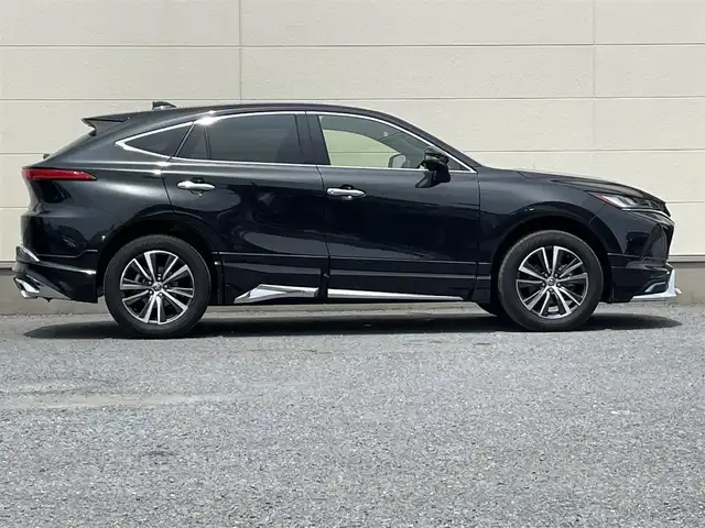 トヨタ ハリアー G 茨城県 2022(令4)年 1.7万km プレシャスブラックパール ８型ディスプレイオーディオ（ＢＴ・ＦＭ・ＡＭ・ＡＵＸ・ＵＳＢ）/モデリスタフルエアロ/デジタルインナーミラー　/レーダークルーズコントロール/ビルトインＥＴＣ　/前後コーナーセンサー/前後ドラレコ　　/オートマチックハイビーム　/パワーシート/衝突軽減ブレーキ/モデリスタフルエアロ/パワーバックドア/レーンキープアシスト/W＋サイドエアバック/バックカメラ　/　