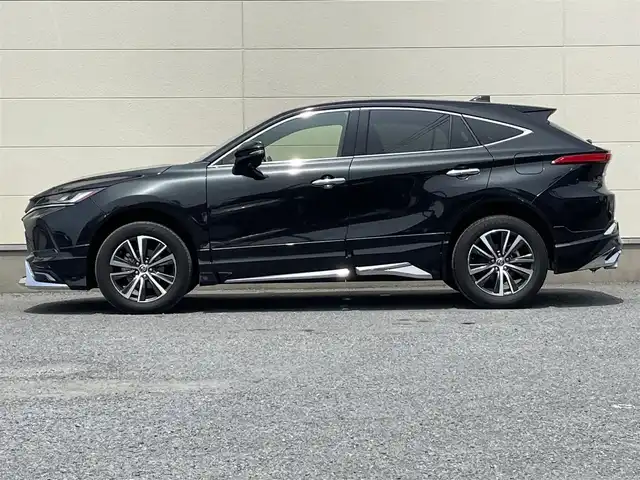 トヨタ ハリアー G 茨城県 2022(令4)年 1.7万km プレシャスブラックパール ８型ディスプレイオーディオ（ＢＴ・ＦＭ・ＡＭ・ＡＵＸ・ＵＳＢ）/モデリスタフルエアロ/デジタルインナーミラー　/レーダークルーズコントロール/ビルトインＥＴＣ　/前後コーナーセンサー/前後ドラレコ　　/オートマチックハイビーム　/パワーシート/衝突軽減ブレーキ/モデリスタフルエアロ/パワーバックドア/レーンキープアシスト/W＋サイドエアバック/バックカメラ　/　