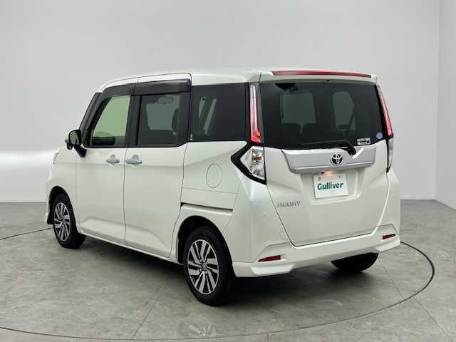 トヨタ ルーミー カスタムG 愛知県 2021(令3)年 2.4万km パールホワイトⅢ スマートアシスト/　　・衝突警報機能/　　・衝突回避支援ブレーキ機能/　　・先行車発進お知らせ機能/　　・標識認識機能/　　・車線逸脱警報機能/　　・路側逸脱警報/　　・ふらつき警報/　　・アダプティブドライビングビーム/　　・アダプティブクルーズコントロール/　　・サイドビューランプ/　　・パノラミックビューモニター/純正9インチナビ/　　・CD/DVD/フルセグ/BT/ドライブレコーダー/ビルトインETC/ステアリングリモコン/シートヒーター（前席）/オートエアコン/両側パワースライドドア/純正LEDヘッドライト/フォグランプ/電動格納ウィンカーミラー/取扱説明書/保証書/スペアキー
