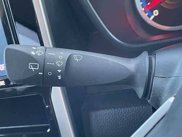 トヨタ ルーミー カスタムG 愛知県 2021(令3)年 2.4万km パールホワイトⅢ スマートアシスト/　　・衝突警報機能/　　・衝突回避支援ブレーキ機能/　　・先行車発進お知らせ機能/　　・標識認識機能/　　・車線逸脱警報機能/　　・路側逸脱警報/　　・ふらつき警報/　　・アダプティブドライビングビーム/　　・アダプティブクルーズコントロール/　　・サイドビューランプ/　　・パノラミックビューモニター/純正9インチナビ/　　・CD/DVD/フルセグ/BT/ドライブレコーダー/ビルトインETC/ステアリングリモコン/シートヒーター（前席）/オートエアコン/両側パワースライドドア/純正LEDヘッドライト/フォグランプ/電動格納ウィンカーミラー/取扱説明書/保証書/スペアキー