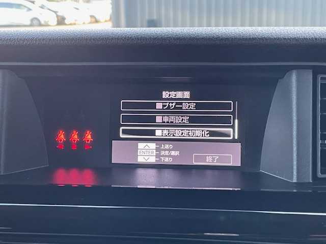 トヨタ ルーミー カスタムG 愛知県 2021(令3)年 2.4万km パールホワイトⅢ スマートアシスト/　　・衝突警報機能/　　・衝突回避支援ブレーキ機能/　　・先行車発進お知らせ機能/　　・標識認識機能/　　・車線逸脱警報機能/　　・路側逸脱警報/　　・ふらつき警報/　　・アダプティブドライビングビーム/　　・アダプティブクルーズコントロール/　　・サイドビューランプ/　　・パノラミックビューモニター/純正9インチナビ/　　・CD/DVD/フルセグ/BT/ドライブレコーダー/ビルトインETC/ステアリングリモコン/シートヒーター（前席）/オートエアコン/両側パワースライドドア/純正LEDヘッドライト/フォグランプ/電動格納ウィンカーミラー/取扱説明書/保証書/スペアキー