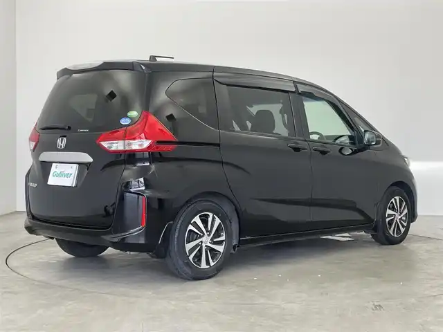 ホンダ フリード G ホンダセンシング 埼玉県 2018(平30)年 4.6万km プレミアムスパークルブラックパール 純正ナビ　バックカメラ　ビルトインＥＴＣ　前後ドライブレコーダー　ホンダセンシング　アダクティブクルーズコントロール　純正アルミホイール　両側パワスラ　オートライト　ＬＥＤヘッドライト　地デジフルセグ