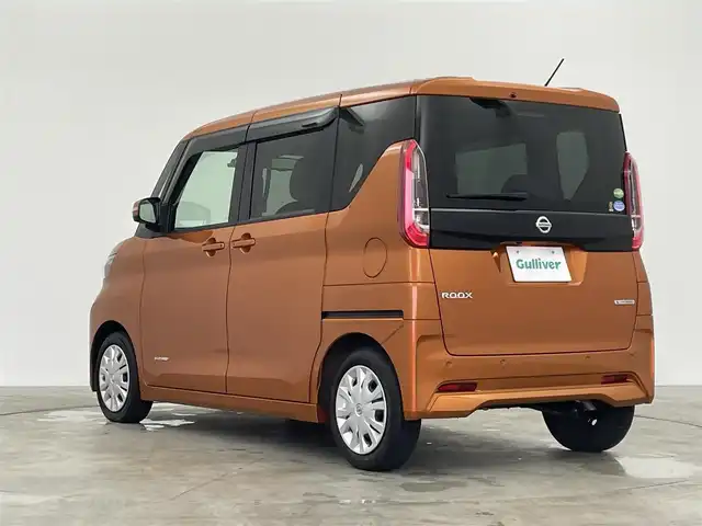 日産 ルークス X 群馬県 2021(令3)年 2.3万km プレミアムサンシャインオレンジ 純正ナビ　フルセグ　全方位カメラ　片側パワースライドドア　車線逸脱警報　オートマチックハイビーム　先行車両発信通知機能　ドライブレコーダー　ＥＴＣ　プッシュスタート　スマートキー　ＡＢＳ　フロアマット