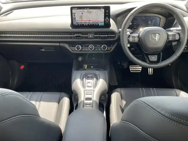 ホンダ ＺＲ－Ｖ ハイブリッド e:HEV Z 福岡県 2025(令7)年 0.1万km クリスタルブラックパール ホンダセンシング/衝突軽減/レーンアシスト/コーナーセンサー/ＢＯＳＥサウンド/レザーシート/純正ナビ/フルセグTV/BT/applecarplay/androidauto/全周囲カメラ/ＢＳＩ/ハンズフリーパワーバックドア/ＡＣＣ/ステアリングヒーター/前席/後席シートヒーター/前席パワーシート/シートメモリー/ダウンヒルアシストコントロール/ワイヤレス充電/ビルトインETC2.0/パドルシフト/電動パーキング/ブレーキホールド/スマートキー/プッシュスタート