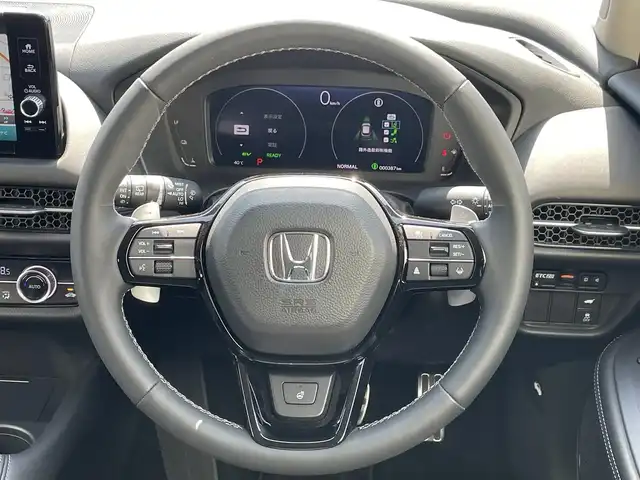 ホンダ ＺＲ－Ｖ ハイブリッド e:HEV Z 福岡県 2025(令7)年 0.1万km クリスタルブラックパール ホンダセンシング/衝突軽減/レーンアシスト/コーナーセンサー/ＢＯＳＥサウンド/レザーシート/純正ナビ/フルセグTV/BT/applecarplay/androidauto/全周囲カメラ/ＢＳＩ/ハンズフリーパワーバックドア/ＡＣＣ/ステアリングヒーター/前席/後席シートヒーター/前席パワーシート/シートメモリー/ダウンヒルアシストコントロール/ワイヤレス充電/ビルトインETC2.0/パドルシフト/電動パーキング/ブレーキホールド/スマートキー/プッシュスタート