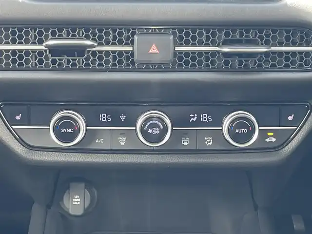 ホンダ ＺＲ－Ｖ ハイブリッド e:HEV Z 福岡県 2025(令7)年 0.1万km クリスタルブラックパール ホンダセンシング/衝突軽減/レーンアシスト/コーナーセンサー/ＢＯＳＥサウンド/レザーシート/純正ナビ/フルセグTV/BT/applecarplay/androidauto/全周囲カメラ/ＢＳＩ/ハンズフリーパワーバックドア/ＡＣＣ/ステアリングヒーター/前席/後席シートヒーター/前席パワーシート/シートメモリー/ダウンヒルアシストコントロール/ワイヤレス充電/ビルトインETC2.0/パドルシフト/電動パーキング/ブレーキホールド/スマートキー/プッシュスタート