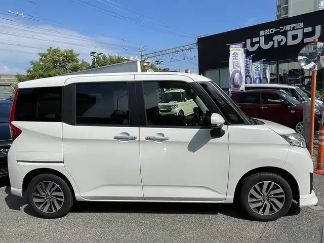 トヨタ ルーミー カスタムG 兵庫県 2018(平30)年 10.6万km パールホワイトⅢ (株)IDOMが運営する【じしゃロン西宮店】の自社ローン専用車両になります。こちらは現金またはオートローンご利用時の価格です。自社ローンご希望の方は別途その旨お申付け下さい/＊ETC/＊バックカメラ/＊パワステ/＊パワーウィンドウ/＊アイドリングストップ/＊クルーズコントロールあり/＊フルセグ/＊シートヒーター/＊両側パワスラ/＊横滑り防止装置/＊オートライト/＊LEDライト