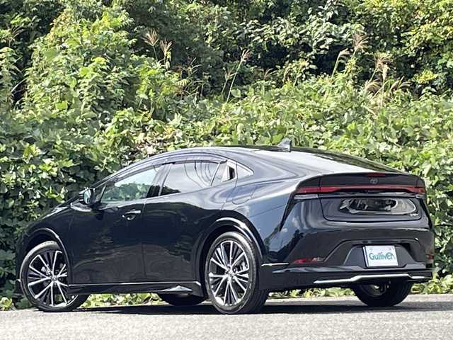 トヨタ プリウス Z 大分県 2025(令7)年 1.1万km アティチュードブラックマイカ ワンオーナー /モデリスタエアロ/ブラックレザーシート/パワーシート/シートヒーター/ベンチレーション/ステアリングヒーター/純正ナビ/パノラミックビューモニター/フルセグ/Bluetooth/パワーリアゲート/デジタルインナーミラー/アダプティブクルーズコントロール/レーンキープアシスト/純正19インチアルミホイール/ビルトインETC/スマートキー/エンジンプッシュスタート/純正LEDヘッドライト/オートライトコントロール/オートハイビームアシスト